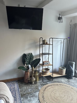 Standard Double Room | Individually decorated, individually furnished, blackout drapes