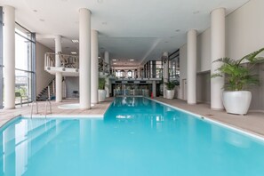 Indoor pool - Lavira (Cape Town)