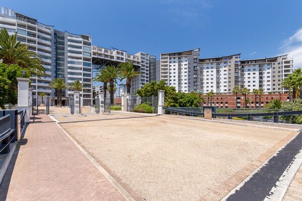 Property entrance - Lavira (Cape Town)