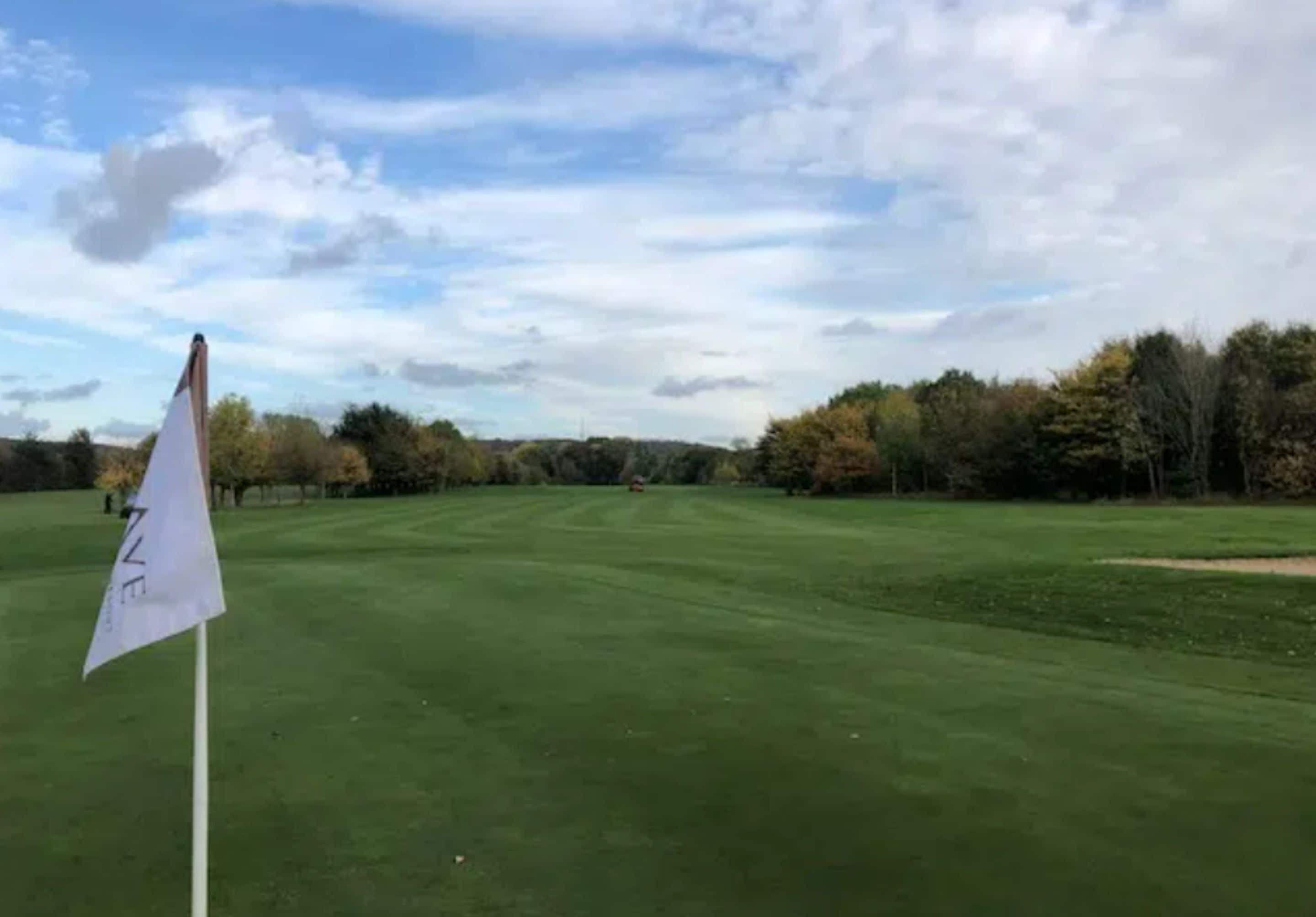 superior cave room with golf view | golf view