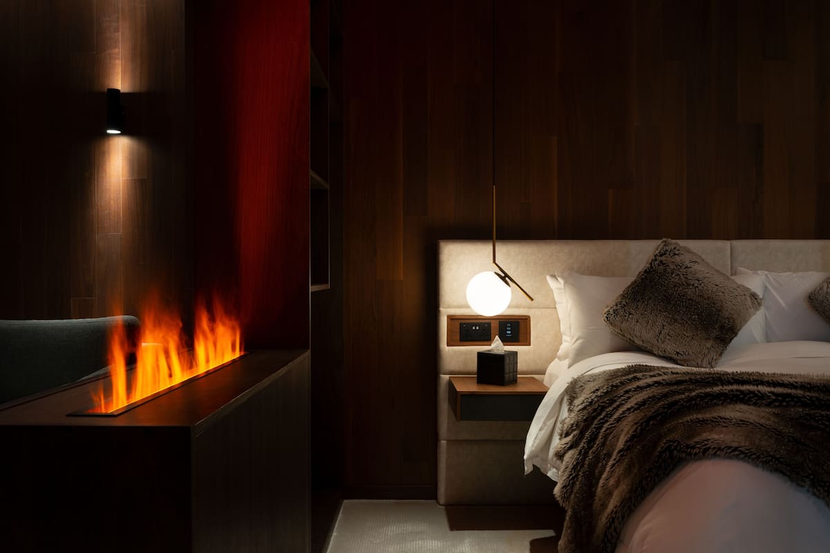 1 chambre, literie de qualité supérieure, couette en duvet d'oie