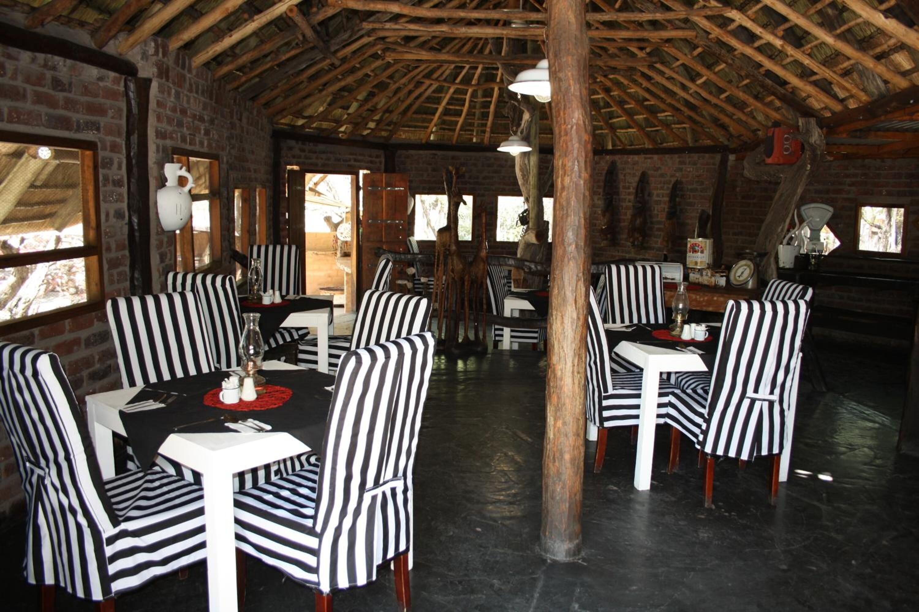 Breakfast, lunch, dinner served; local and international cuisine 