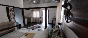 Roy's Rest Camp