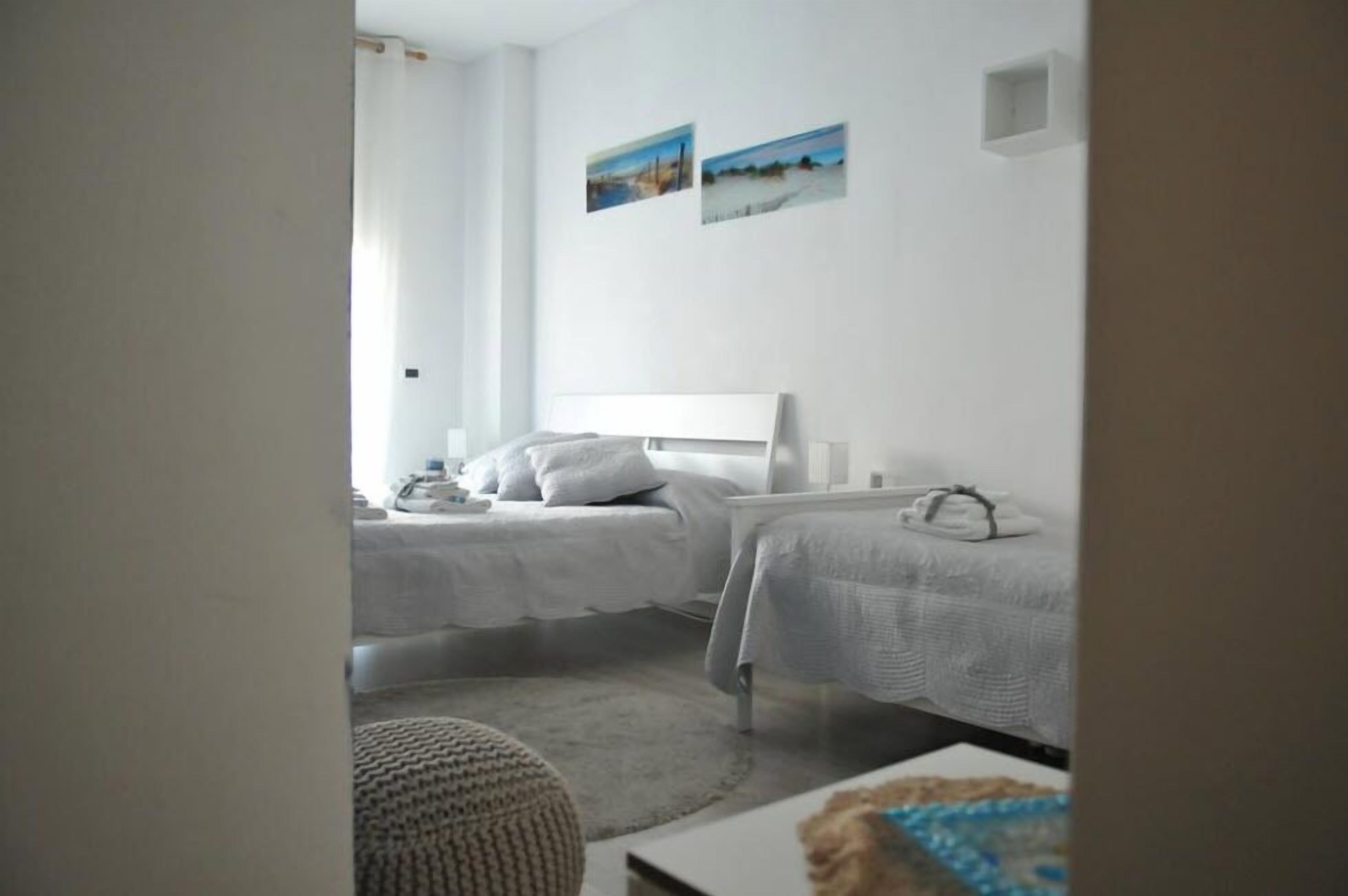 Literie de qualité supérieure, Wi-Fi gratuit, draps fournis