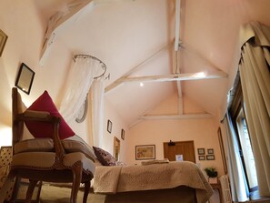 Honeymoon Room, Terrace (La Romantique Lancelot)