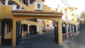 Property entrance - Hotel Portal de Occidente (Quetzaltenango)
