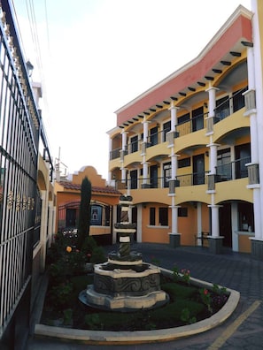 Fountain - Hotel Portal de Occidente (Quetzaltenango)