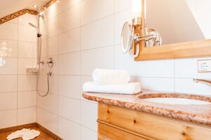 Standard Single Room | Bathroom | Shower, hair dryer, towels, soap