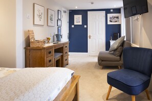 Deluxe Double Room, Private Bathroom