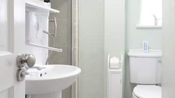 Deluxe Double Room, Private Bathroom | Bathroom