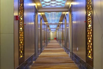 Yingkou Yudingyu Longge Business Hotel 1 (Wanda Plaza)