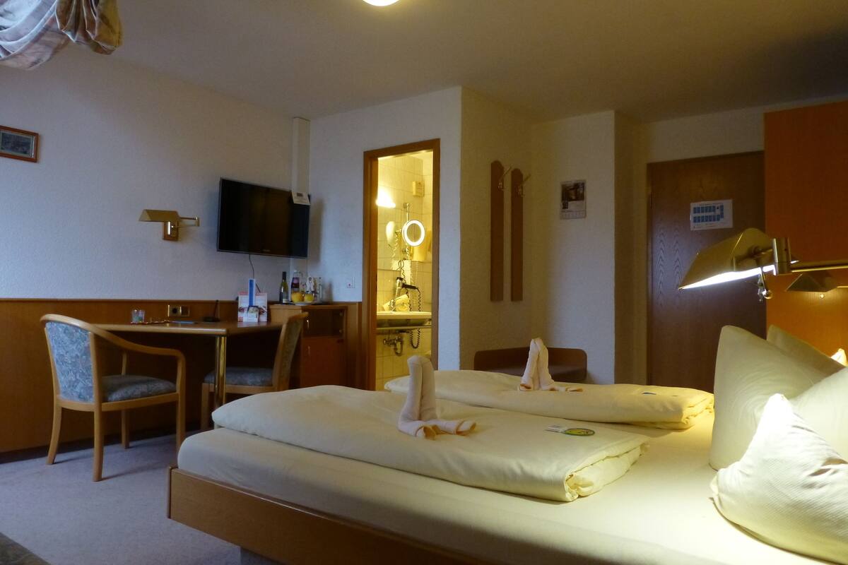 comfort double room | in-room safe, desk, rollaway beds, free wifi