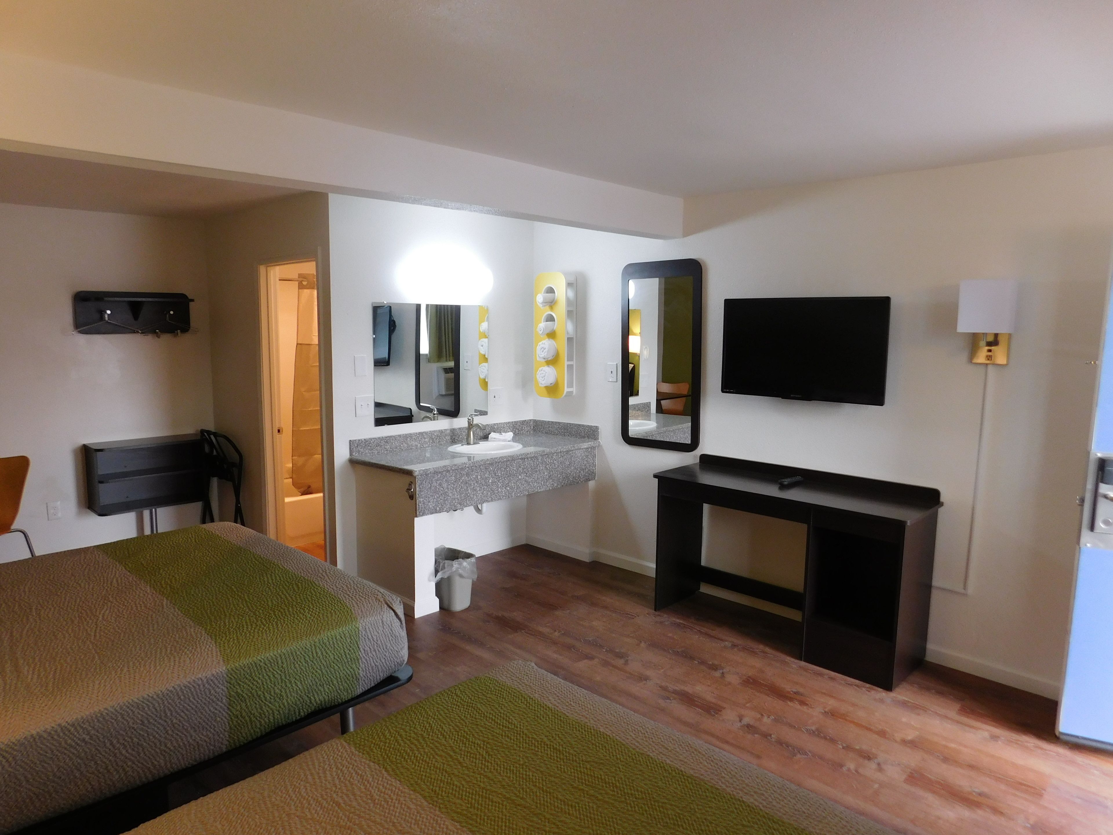 Desk, free WiFi, bed sheets