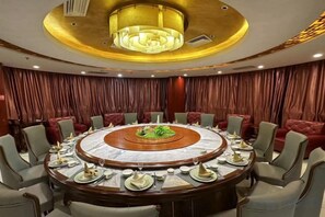 Unclassified image, 4 of 43, button - Jinzun International Hotel (ZAOZHUANG)
