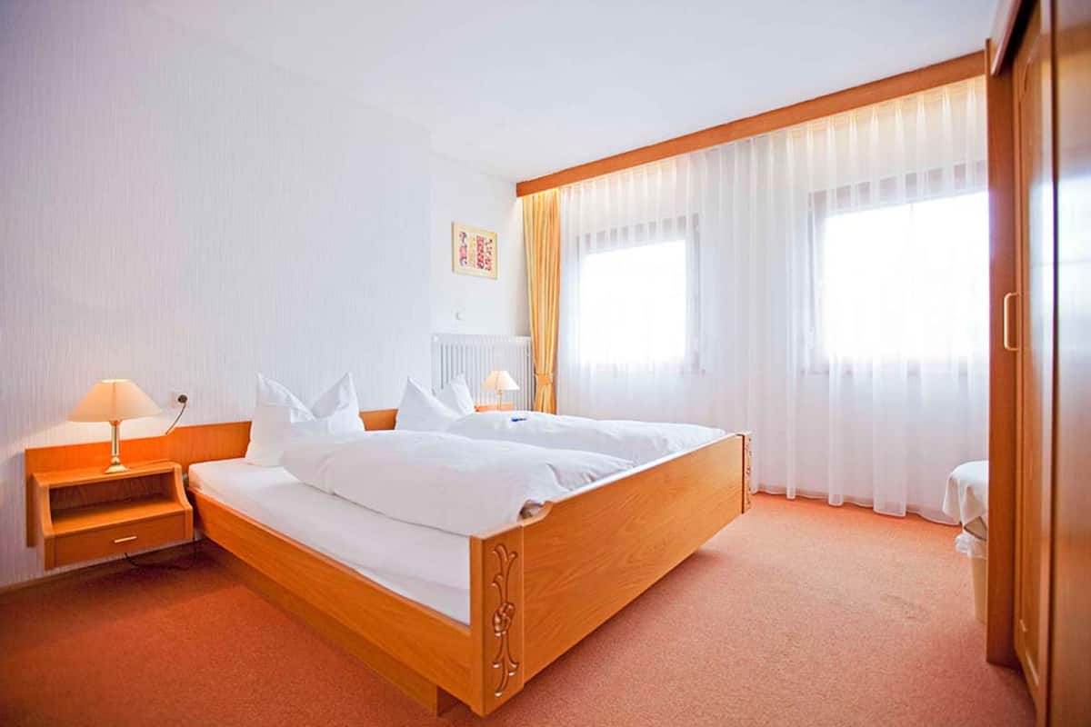 Habitación empresarial | 1 habitación, escritorio, insonorización y cuna de viaje