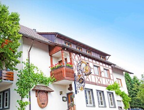 Front of property - Gasthof Engel (Appenweier)