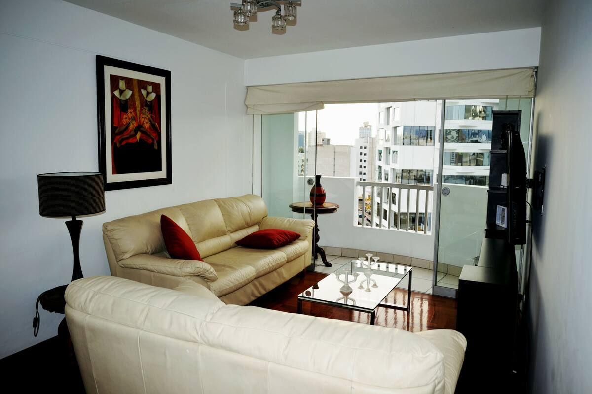 Apartment, 3 Schlafzimmer | Wohnzimmer | Plasmafernseher