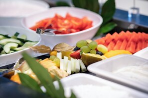 Daily buffet breakfast (CHF 25.00 per person)