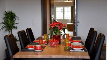 LĂ€genhet Deluxe | Matsal