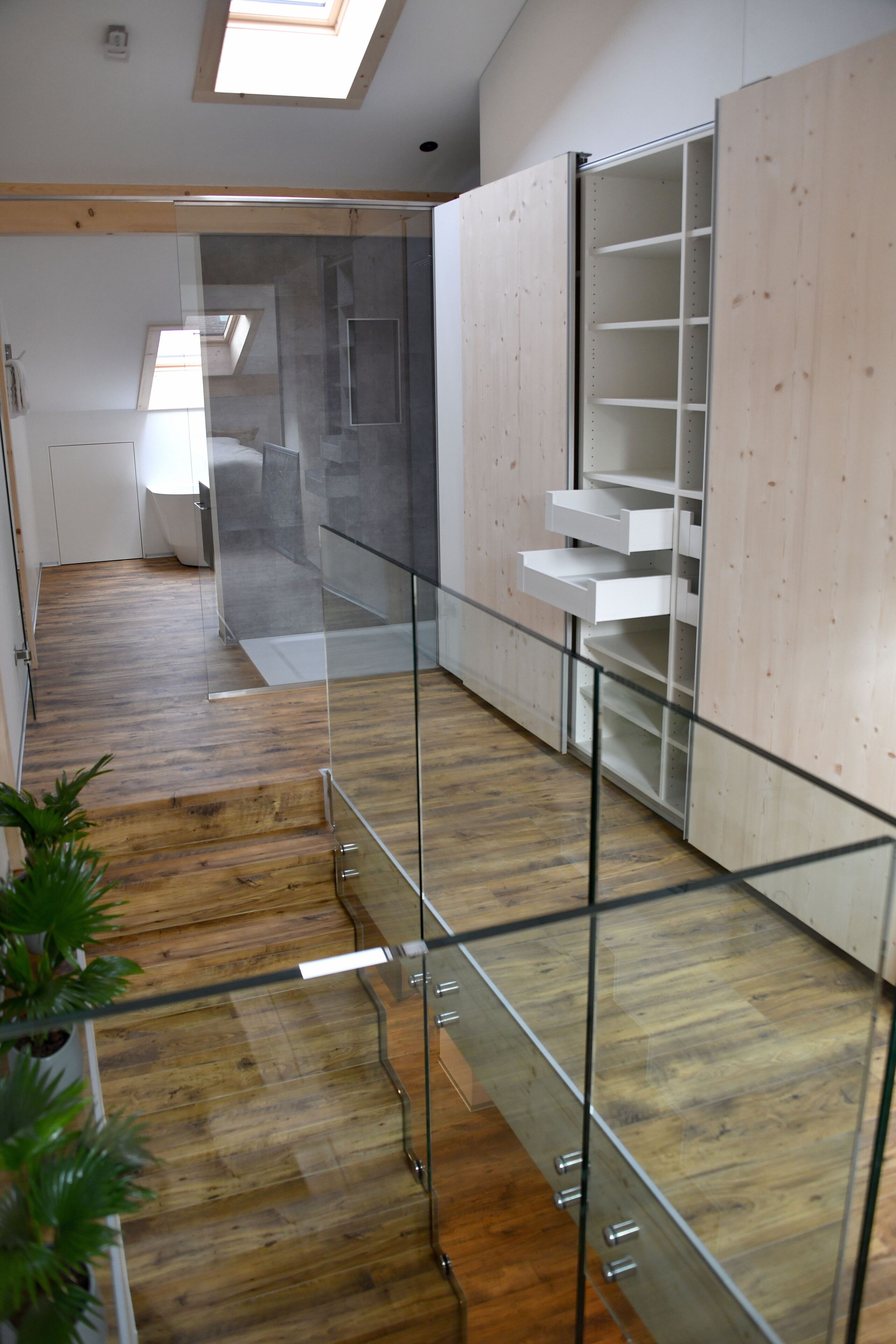 deluxe apartment | 1 bedroom, individually furnished, cots/infant beds, free wifi