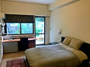 House, 2 Bedrooms | 2 bilik tidur, meja, Wi-fi percuma, cadar katil