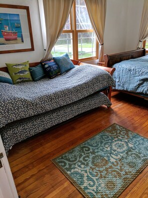 4 bedrooms, iron/ironing board, travel cot, free WiFi