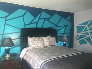 Desk, blackout drapes, soundproofing, iron/ironing board - Hamilton Hotel (Williams Lake)