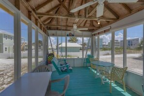 Dining - RV Spot on Cape San Blas, Balmy Breezes One (Cape San Blas)