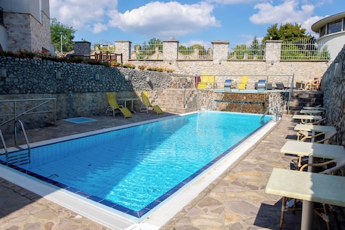 Bastya Wellness Hotel
