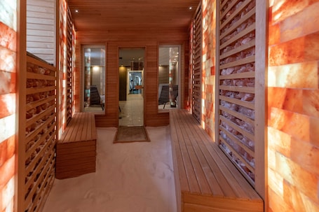 Sports facility. Bastya Wellness Hotel