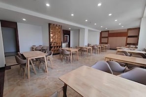 Nhà hàng