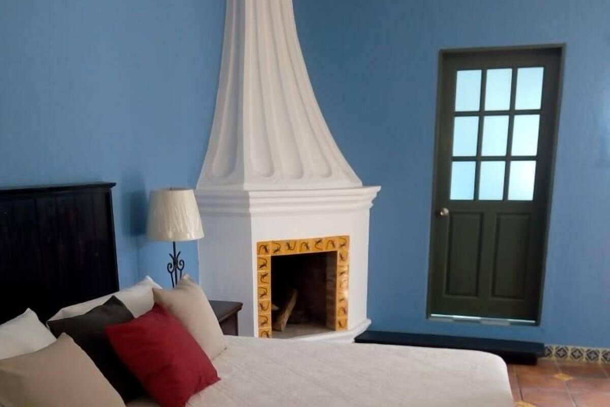Basic Apartment, 1 Double Bed with Sofa bed, Smoking, City View | WiFi (free), bed sheets