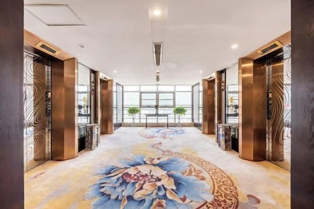 Interior. Hengyuan International Hotel