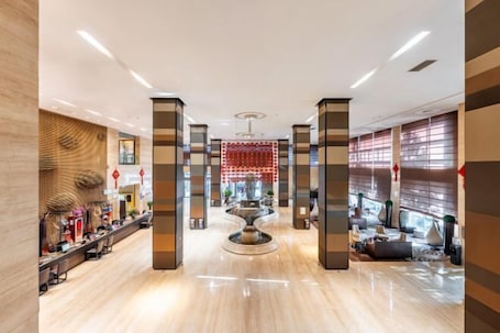 Interior. Hengyuan International Hotel