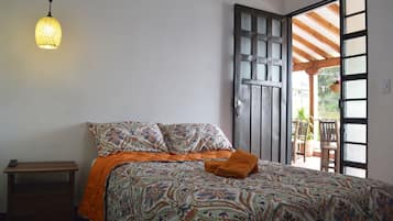 Basic Room, 1 Bedroom, Accessible, Non Smoking | 1 bedroom, down comforters, Select Comfort beds, in-room safe