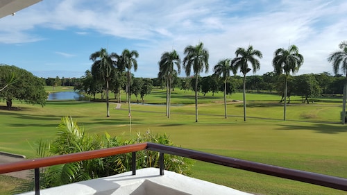 Greek-Spanish Style Vacation Villa  Getaway