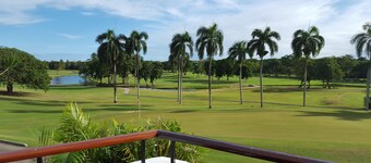 Vakker villa i gresk-spansk stil @ Rio Mar splitter ny oppføring !!!