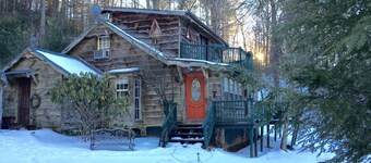 Enchanted Cottage In Ashe County