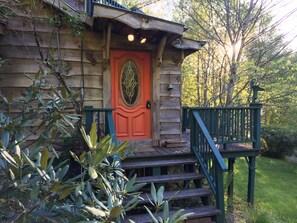 Exterior detail - Enchanted Cottage In Ashe County (Jefferson)