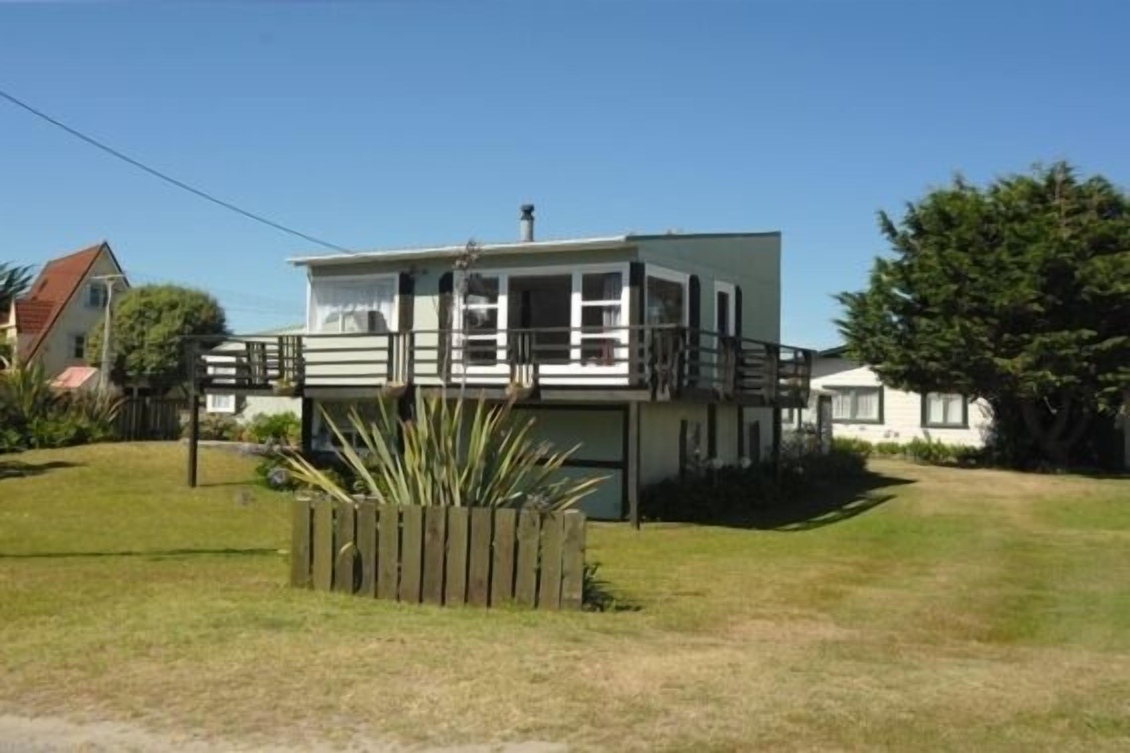 Hokio Breachfront Retreat