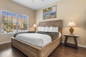 4 bedrooms, iron/ironing board, travel cot, WiFi - Paradise Palms - 4BR (one on ground floor), 3BA (Kissimmee)