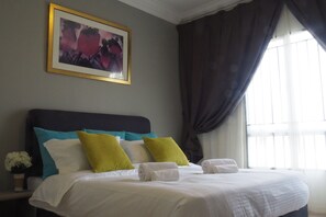 3 bedrooms, iron/ironing board, WiFi, bed sheets