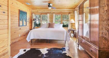 Adorable Log Cabin a orillas del Smith Creek!
