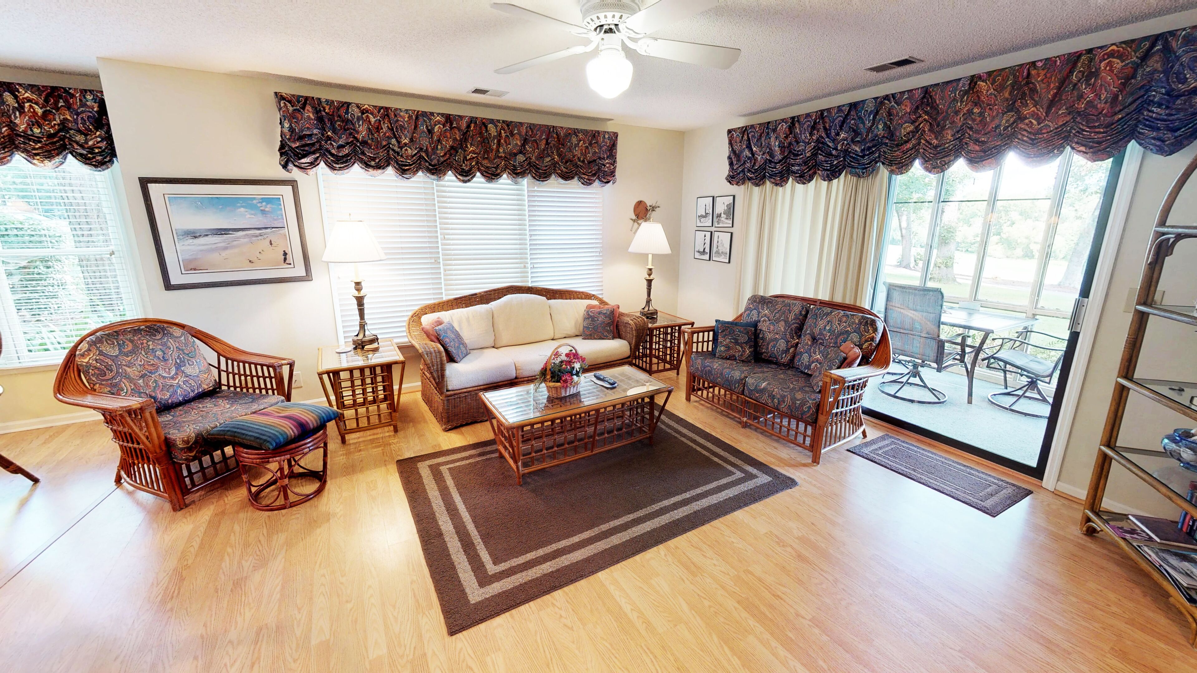 1st Floor 2 BR Villa - Beautiful Views - (RC401)