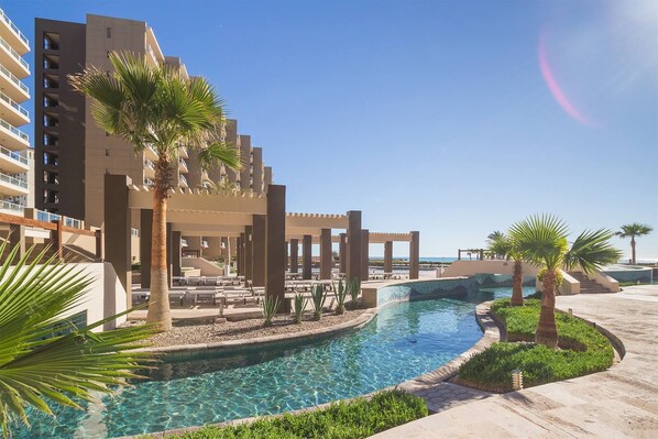 Outdoor pool, a heated pool