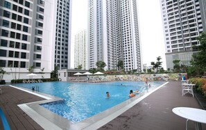 Pool - #2 Clean and Cozy Private Apartment in Goldmark City (Hanoi)