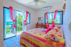 3 bedrooms, in-room safe, iron/ironing board, travel cot