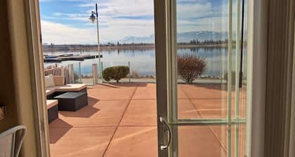GORGEOUS!!! SPARKS MARINA WATERFRONT