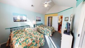 3 bedrooms, iron/ironing board, free WiFi, bed sheets