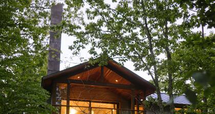 Exquisitely Modern Stargazing Cottage